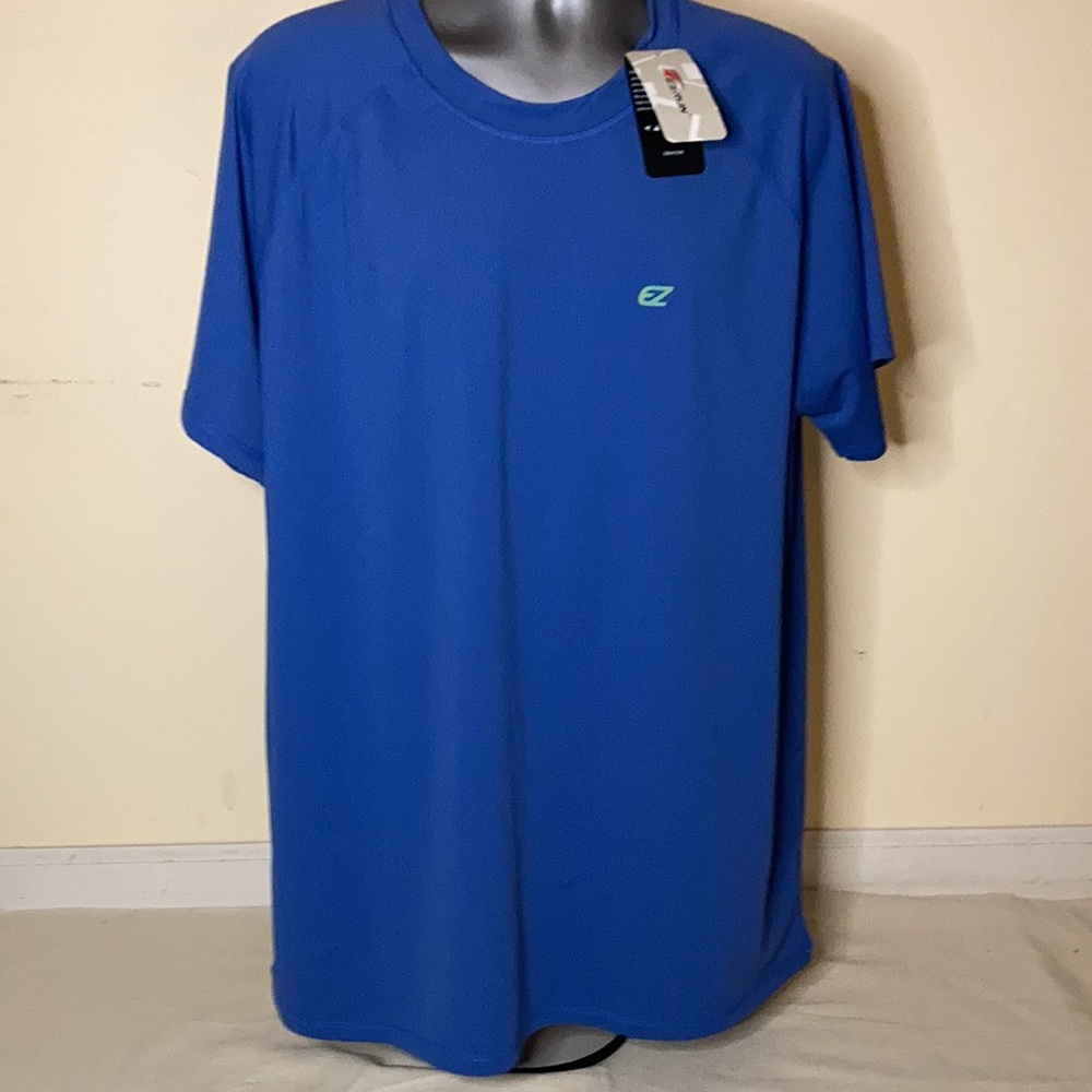 EZRUN sportswear top for men. Color Blue. Size XXX Large. NWT